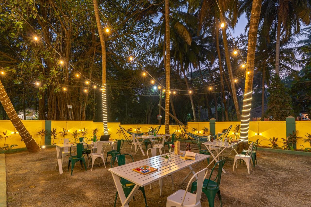 Whoopers Hostel Anjuna, Goa Extérieur photo
